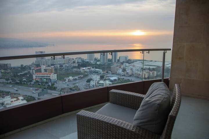 Room 21 of 63
