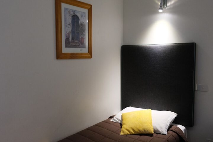 Room 22 of 169