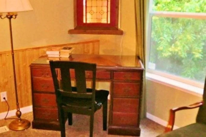 Room 2 of 22