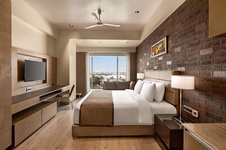 Room 16 of 61