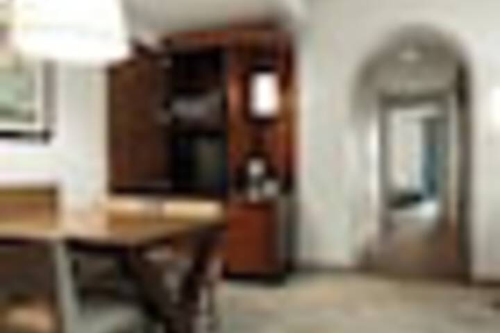 Room 56 of 204
