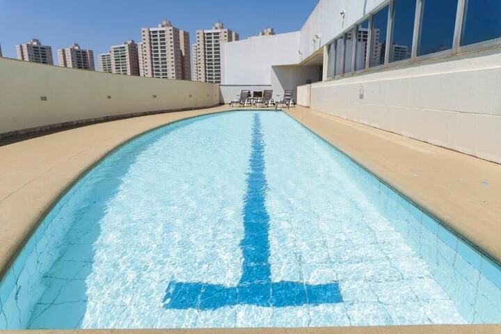 Pool 25 of 39