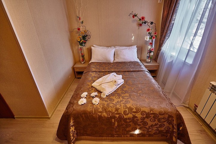Room 18 of 48