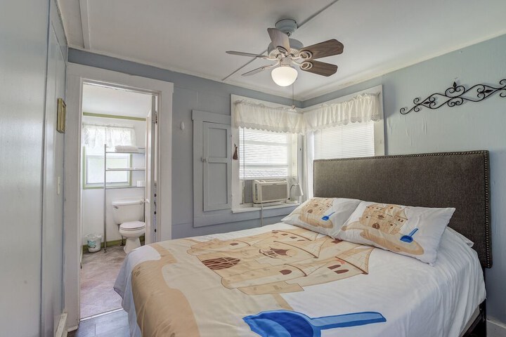 Room 3 of 42