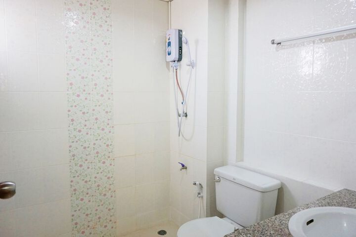 Room 13 of 21