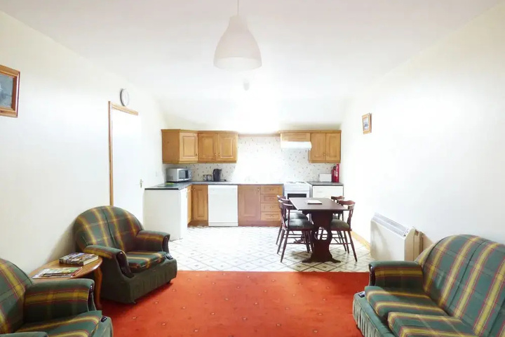 Room 3 of 6