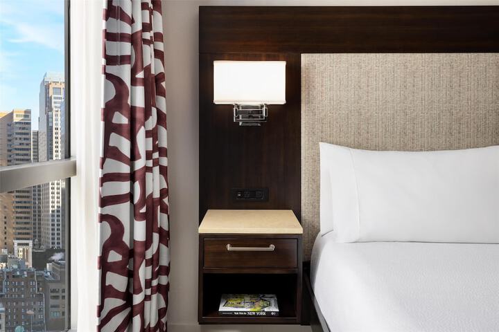 Room 20 of 53