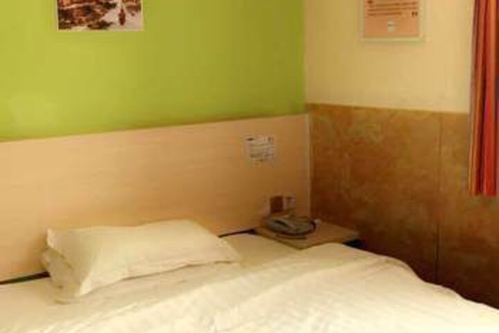 Room 2 of 11