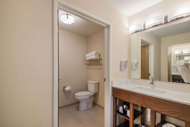 Room 21 of 55