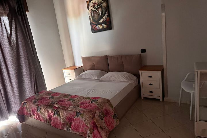 Room 27 of 51