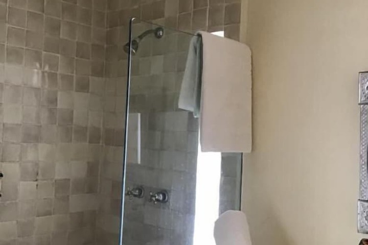 Room 17 of 26
