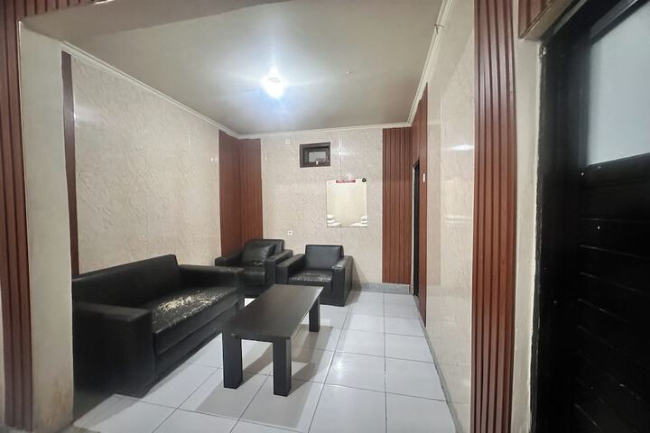 Room 16 of 29