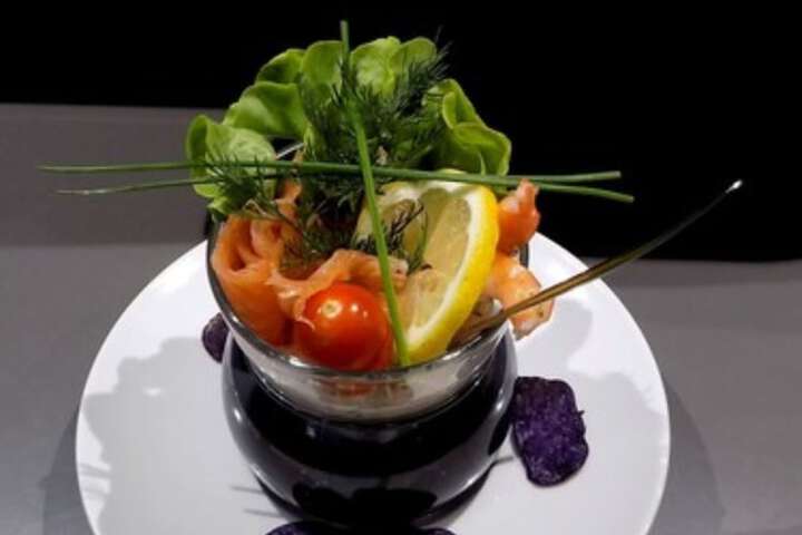 Dining 36 of 54