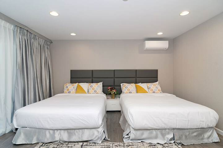 Room 8 of 42