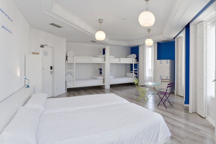 Room 19 of 113