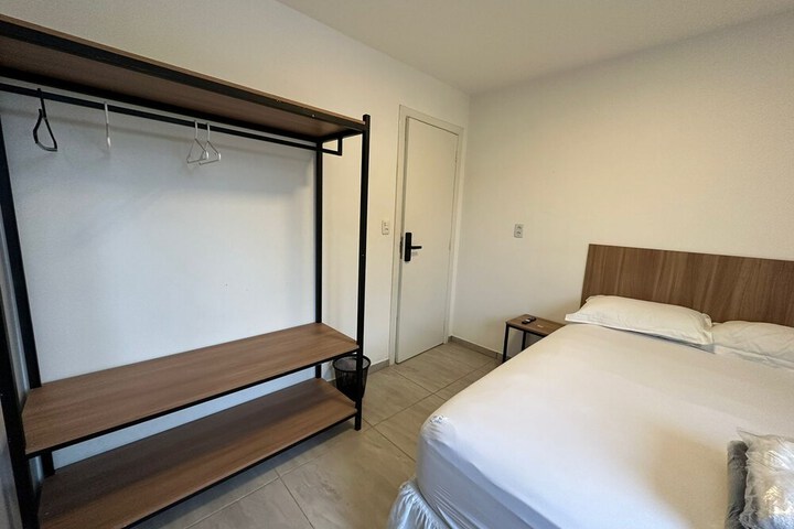 Room 34 of 80