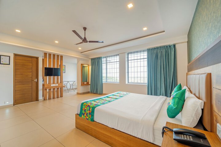 Room 15 of 35