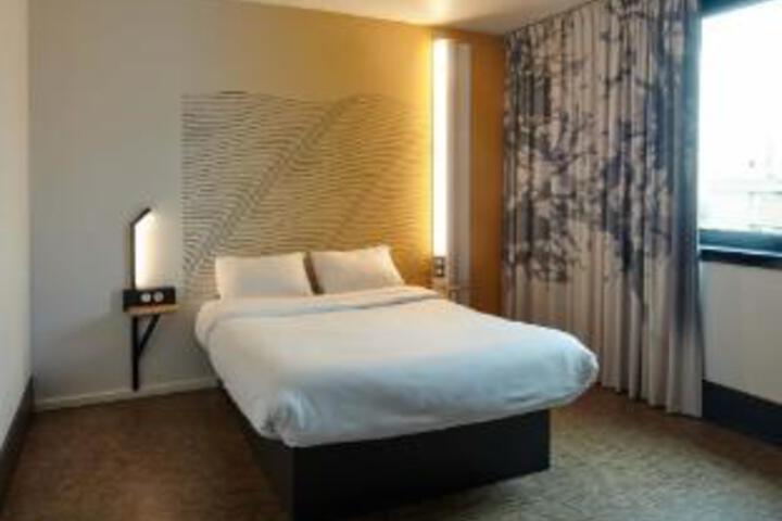 Room 21 of 23