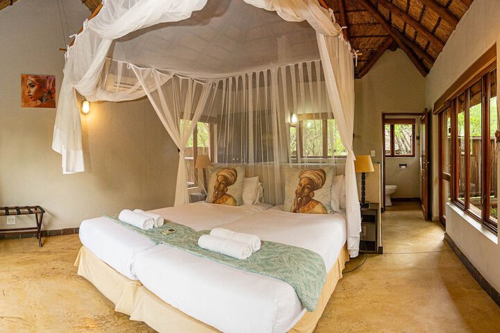Room 4 of 26