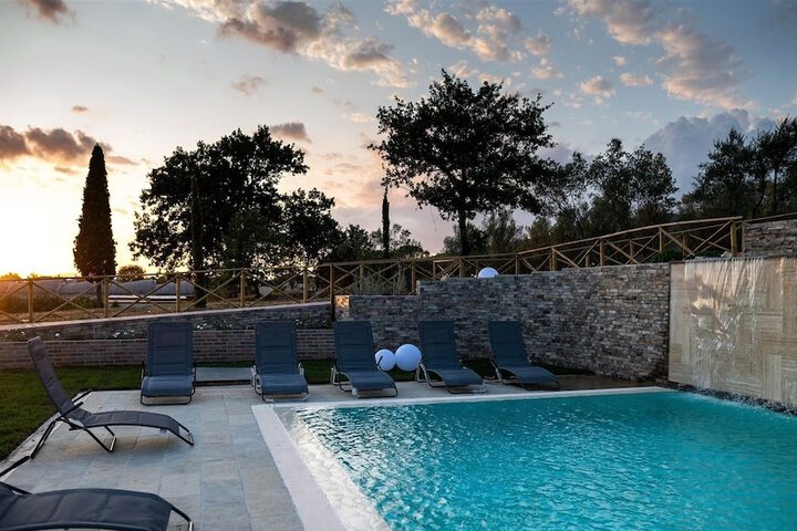 Sundeck 63 of 68