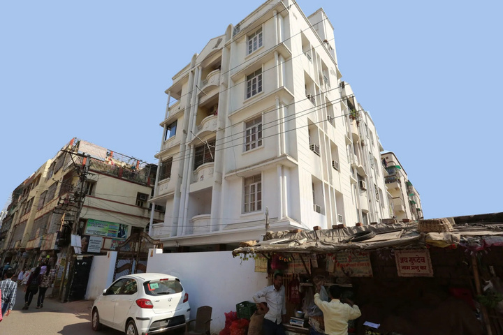 OYO 13216 Sidhi Vinayak Residency
