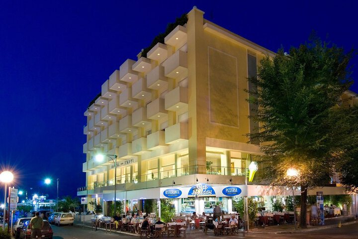 Hotel 38 of 39