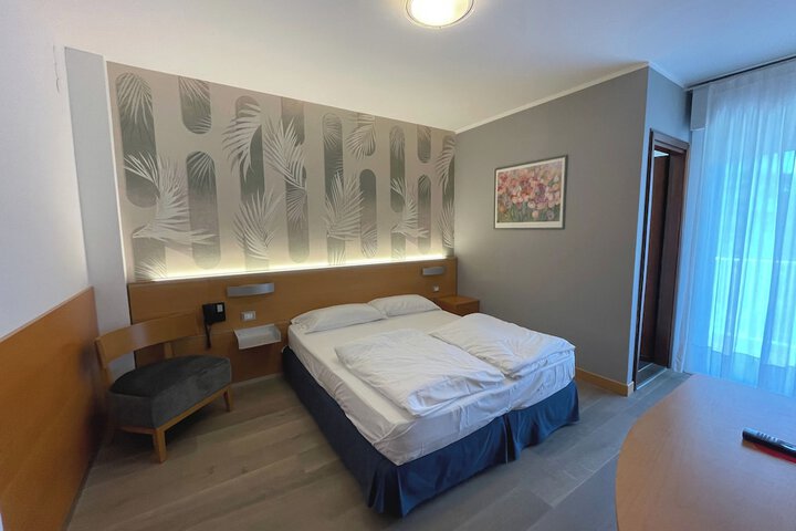 Room 12 of 59