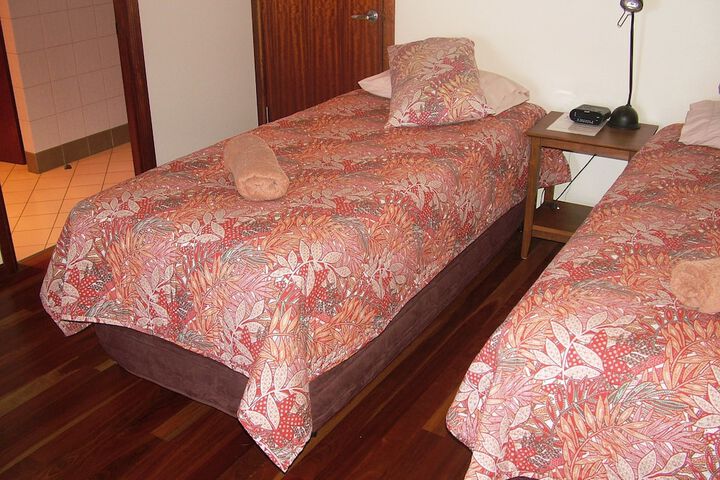 Room 7 of 35