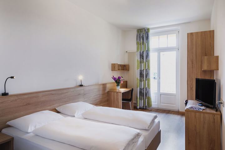 Room 20 of 73