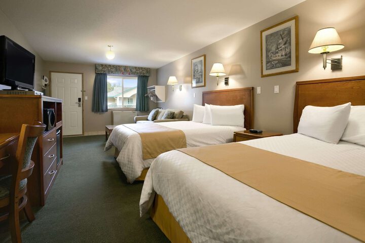 Room 4 of 17