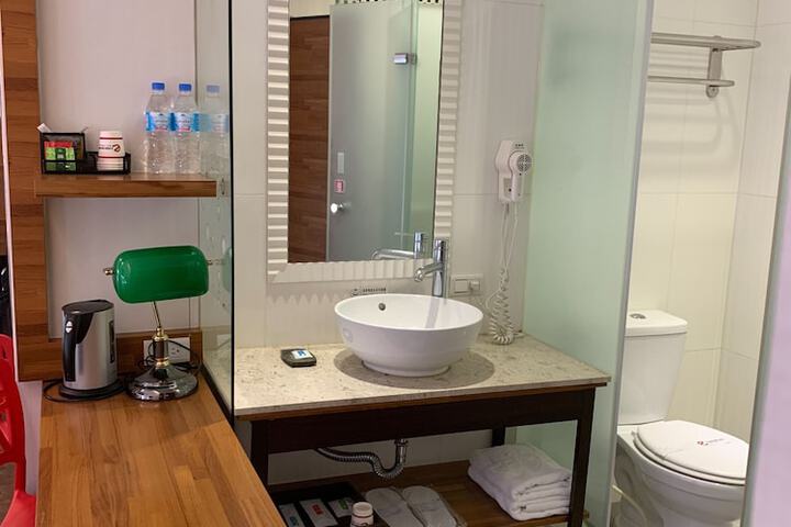 Room 20 of 40