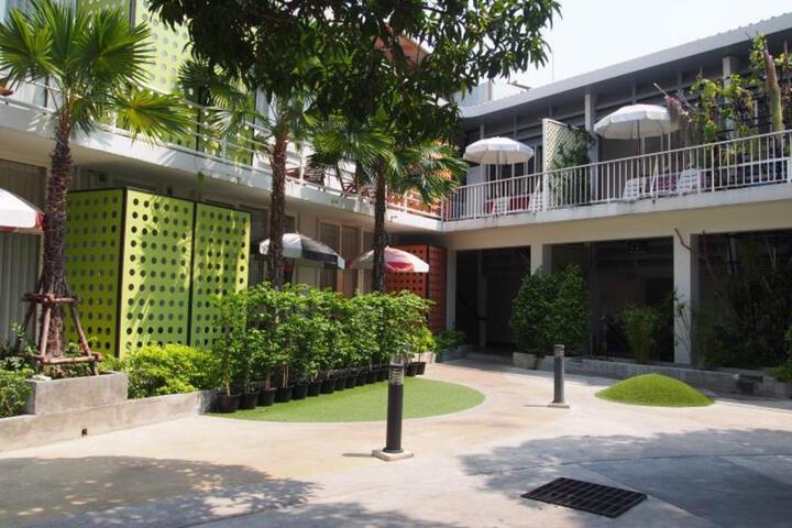 Photo 18