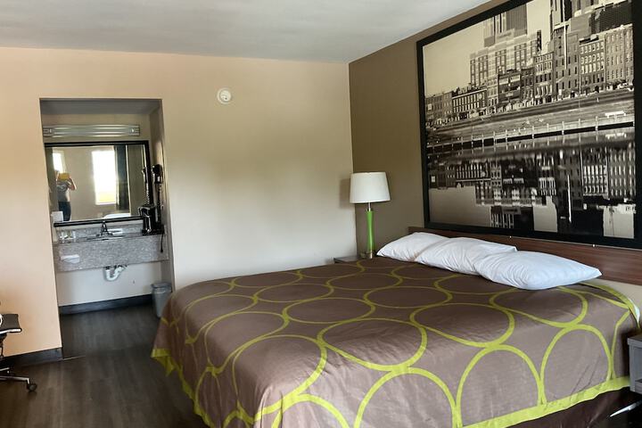 1 King Bed Mobility Accessible (9 of 27)