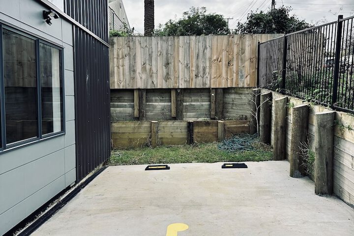 Property Grounds 27 of 31