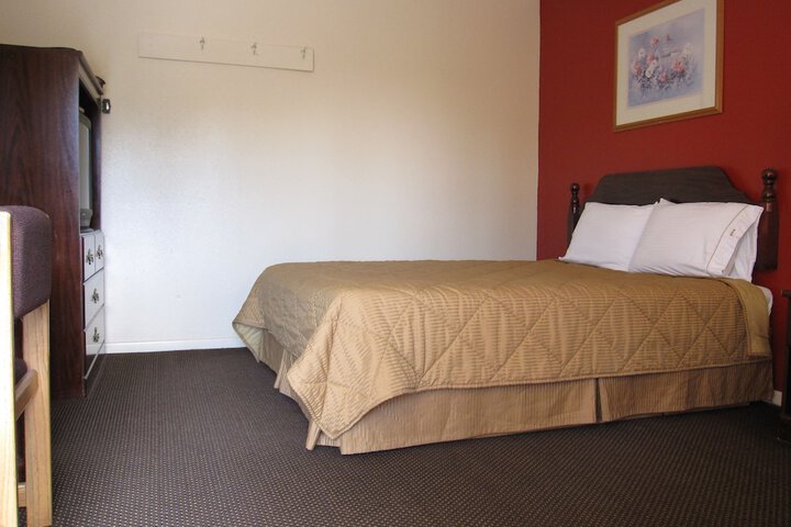 Room 5 of 14