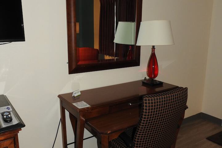 Room 16 of 46