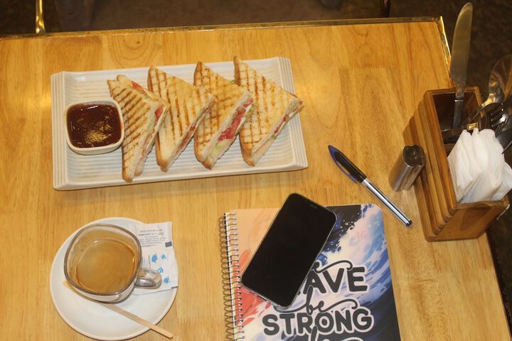 Breakfast/Coffee Service 19 of 20
