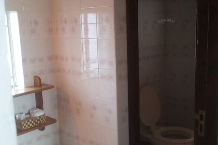 Room 16 of 39