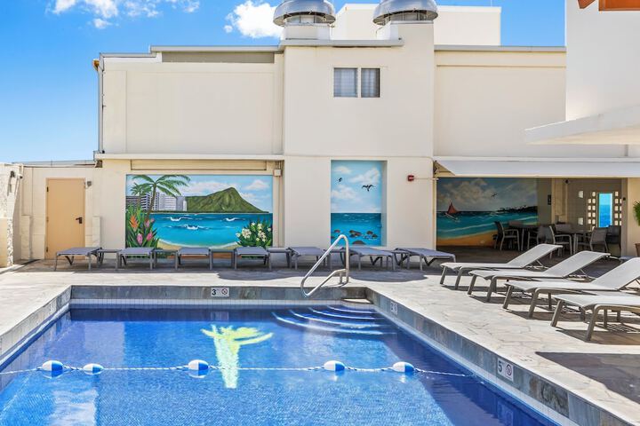 Pool 53 of 82