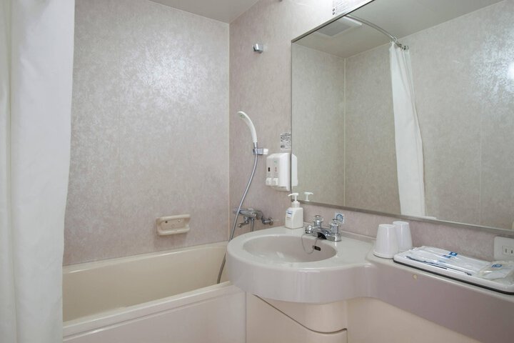 Clean Restrooms
