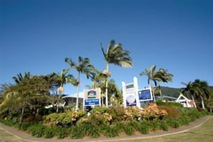 Hotel Entry