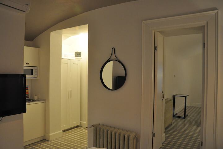 Room 8 of 58