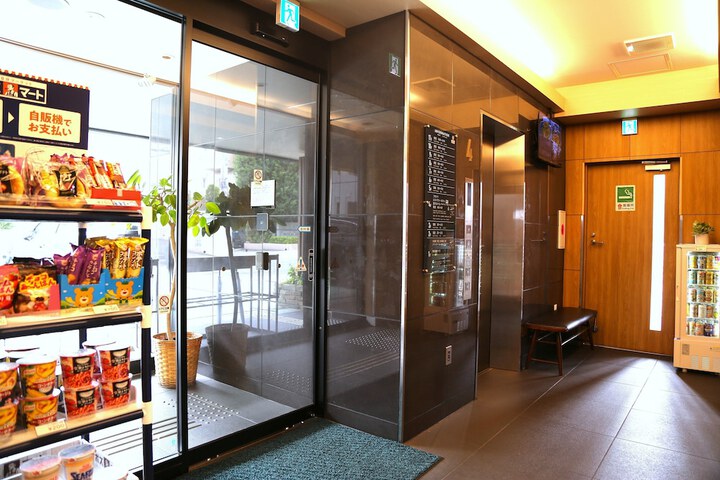 Hotel Interior 4 of 105