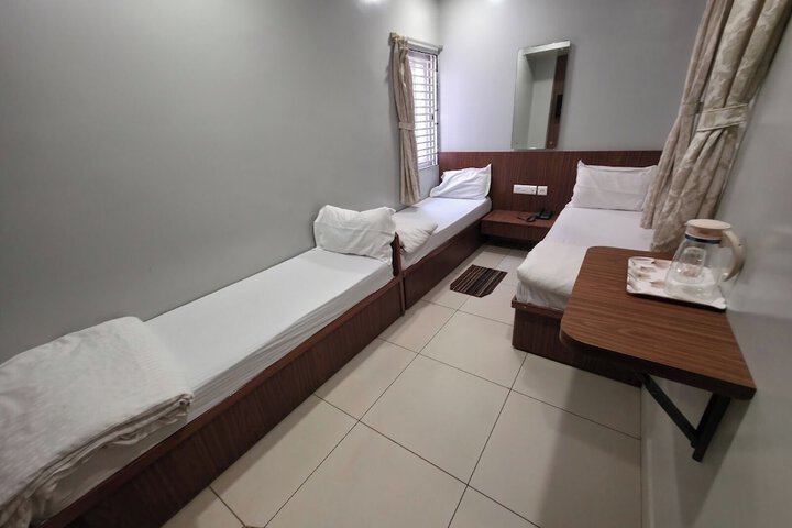 Room 15 of 59
