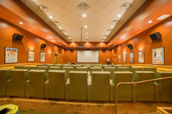 Entertainment 9 of 42