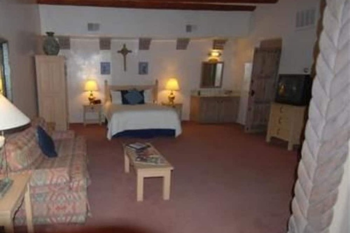 Room 7 of 62
