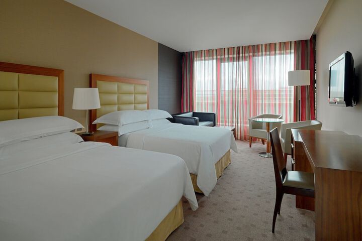 Room 14 of 140