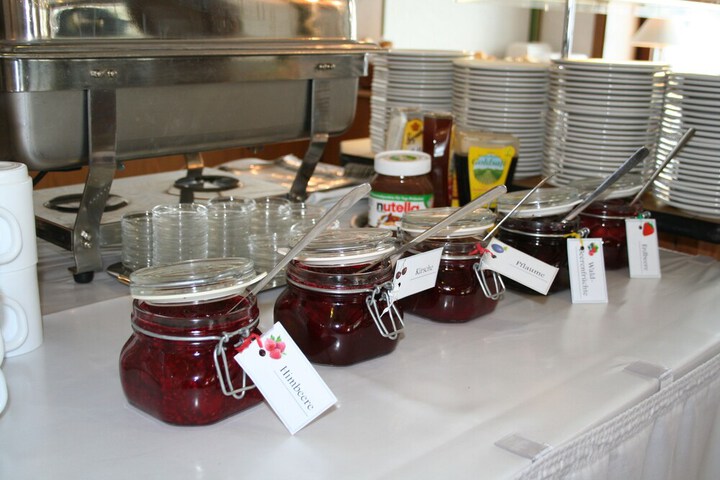 Breakfast/Coffee Service 30 of 45
