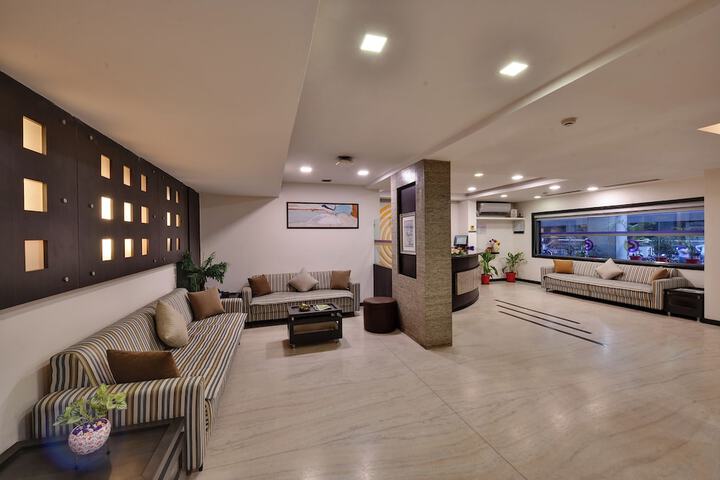 Hotel Interior 4 of 25