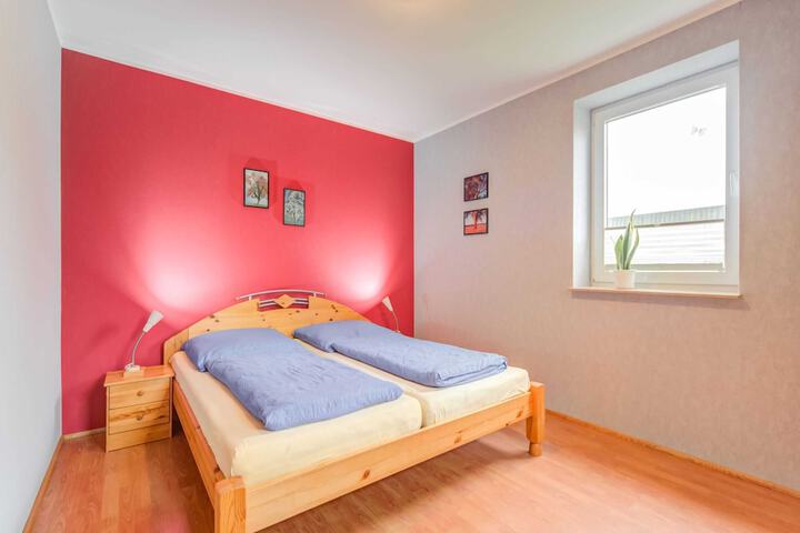 Room 14 of 40